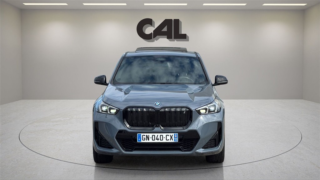 BMW iX1 xDrive30 EL Fully Charged 4x4 313HK 5d Aut. - Image 4