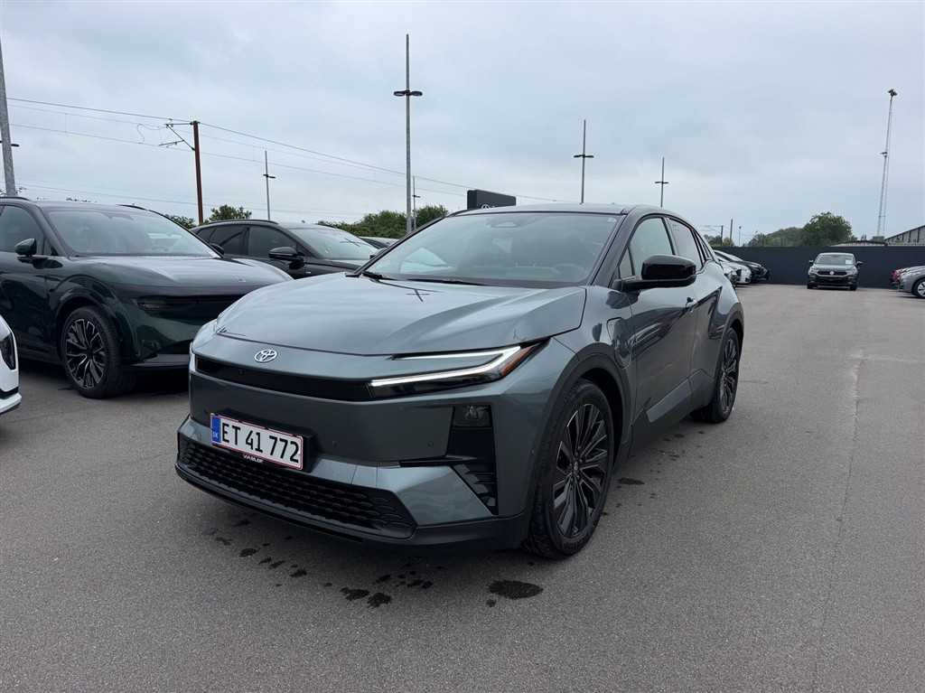 Toyota Toyota C-HR+ 252 kW (343 hk) aut. gear AWD Executive Panorama