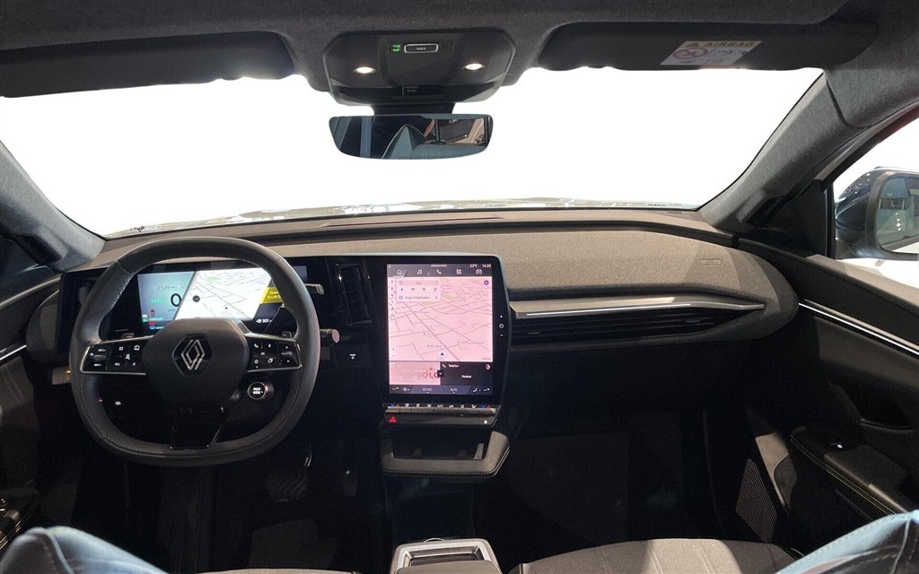 Renault Scénic E-TECH Techno 220HK Aut. - Image 11