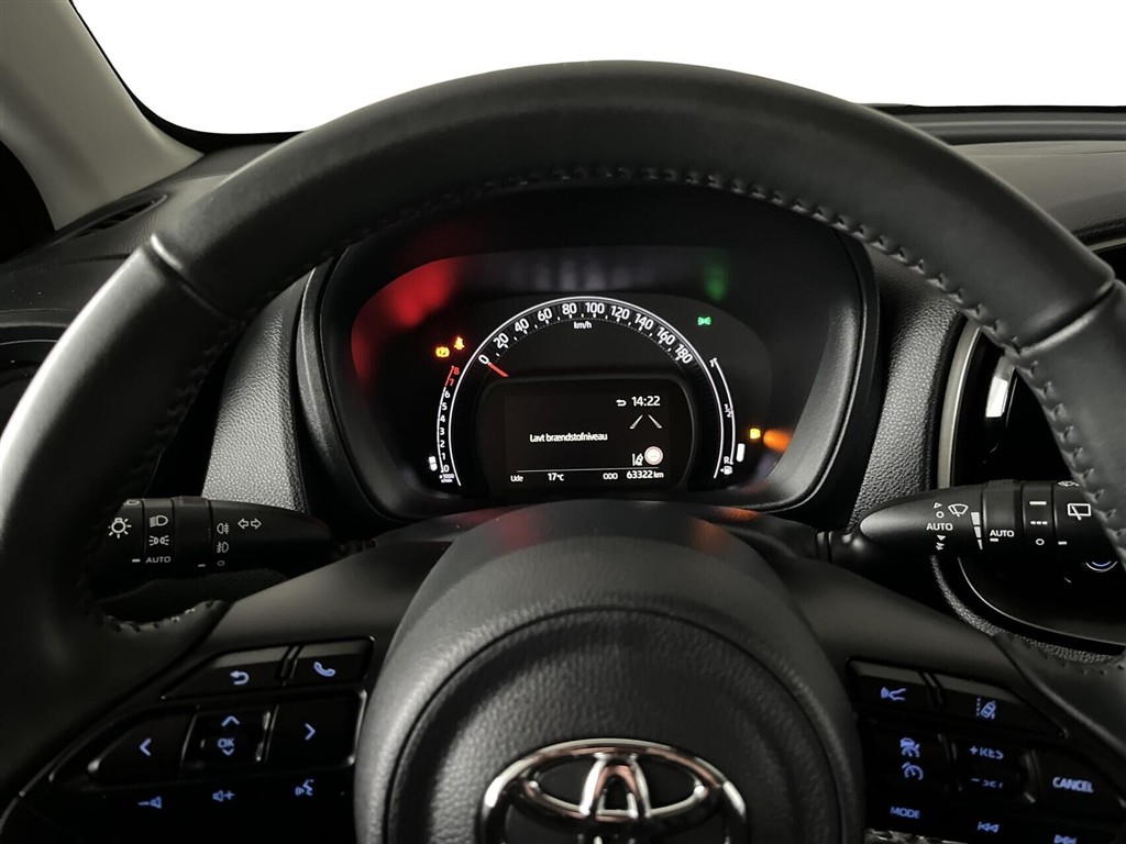 Toyota Aygo X 1,0 VVT-I Active 72HK 5d - Image 11