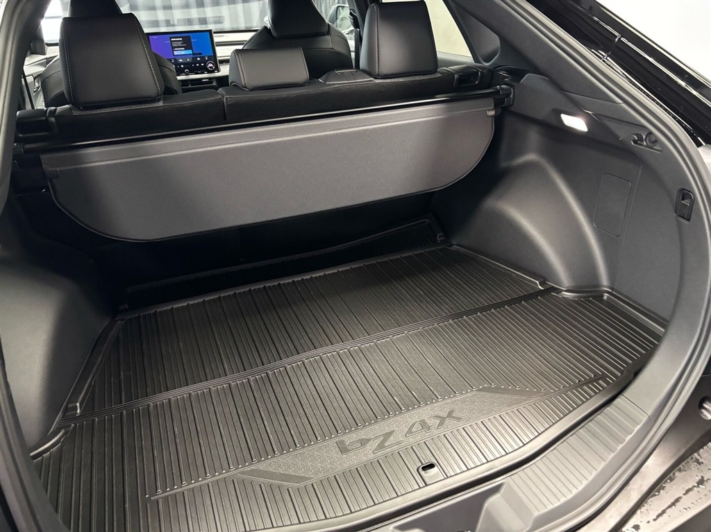 Toyota bZ4X EL Active Tech 224HK 5d Aut. - Image 7