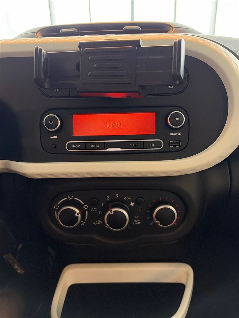 Renault Twingo 1,0 Sce Expression start/stop 70HK 5d - Image 15