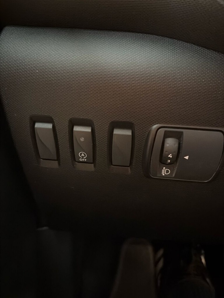 Renault Twingo 1,0 Sce Expression start/stop 70HK 5d - Image 17