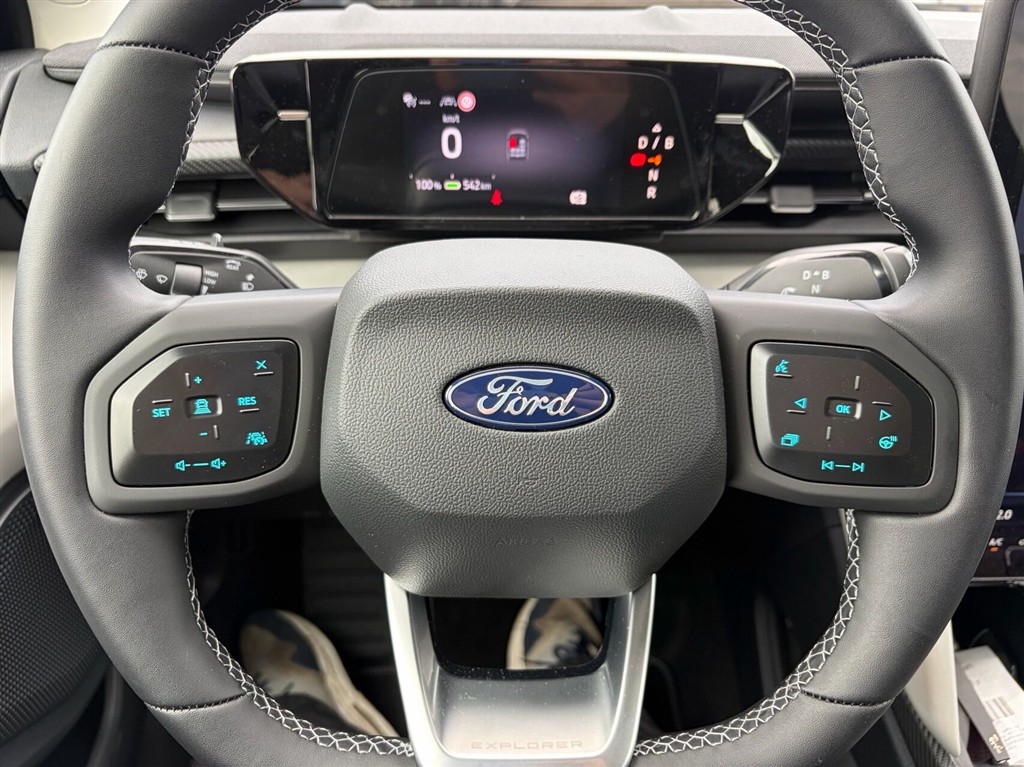 Ford Explorer EL UR Premium RWD 286HK 5d Aut. - Image 15