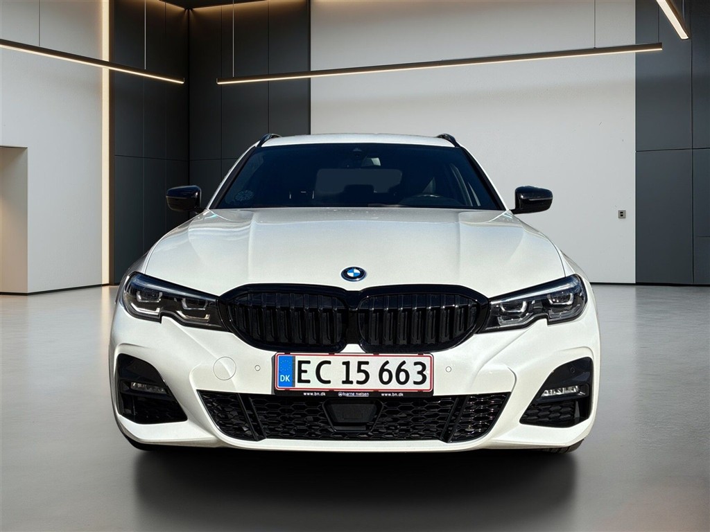 BMW 330e Touring 2,0 Plugin-hybrid M-Sport Steptronic 292HK Stc 8g Aut. - Image 2