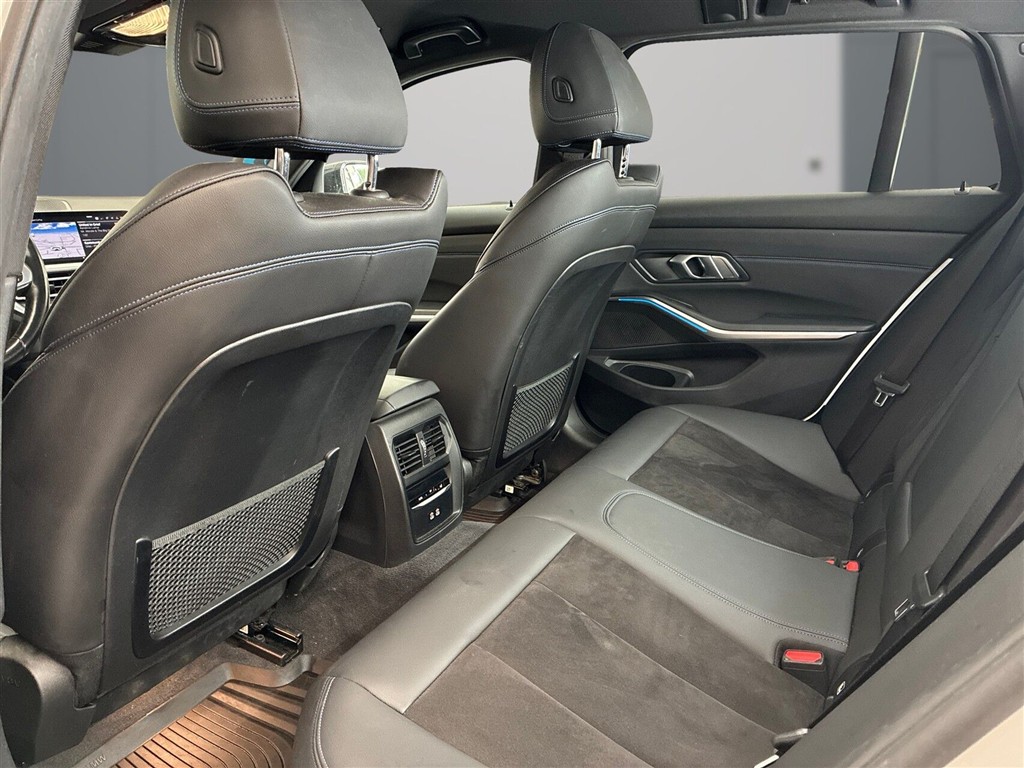 BMW 330e Touring 2,0 Plugin-hybrid M-Sport Steptronic 292HK Stc 8g Aut. - Image 11