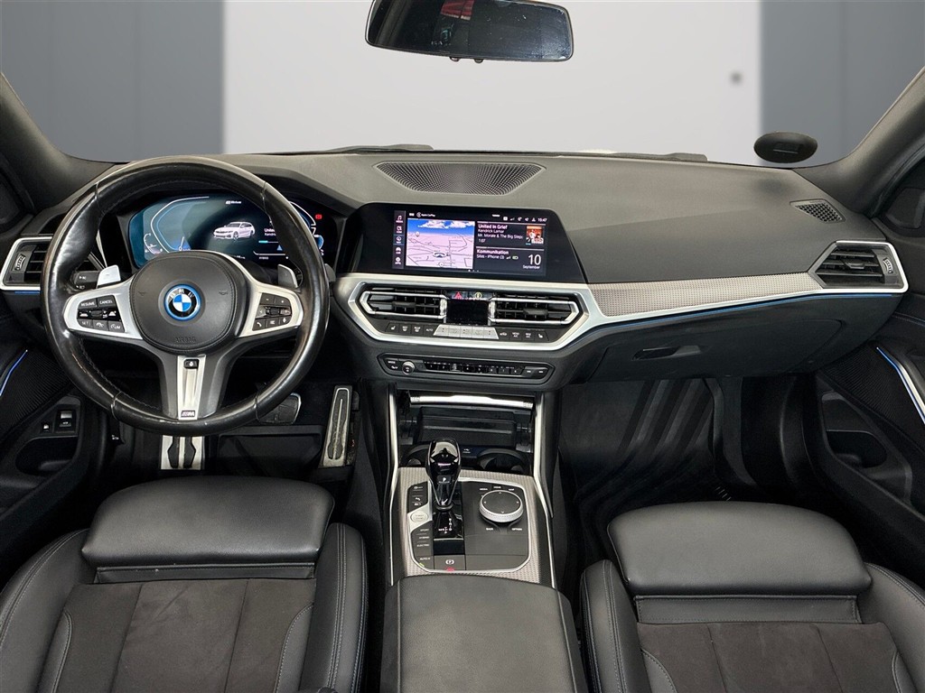 BMW 330e Touring 2,0 Plugin-hybrid M-Sport Steptronic 292HK Stc 8g Aut. - Image 12