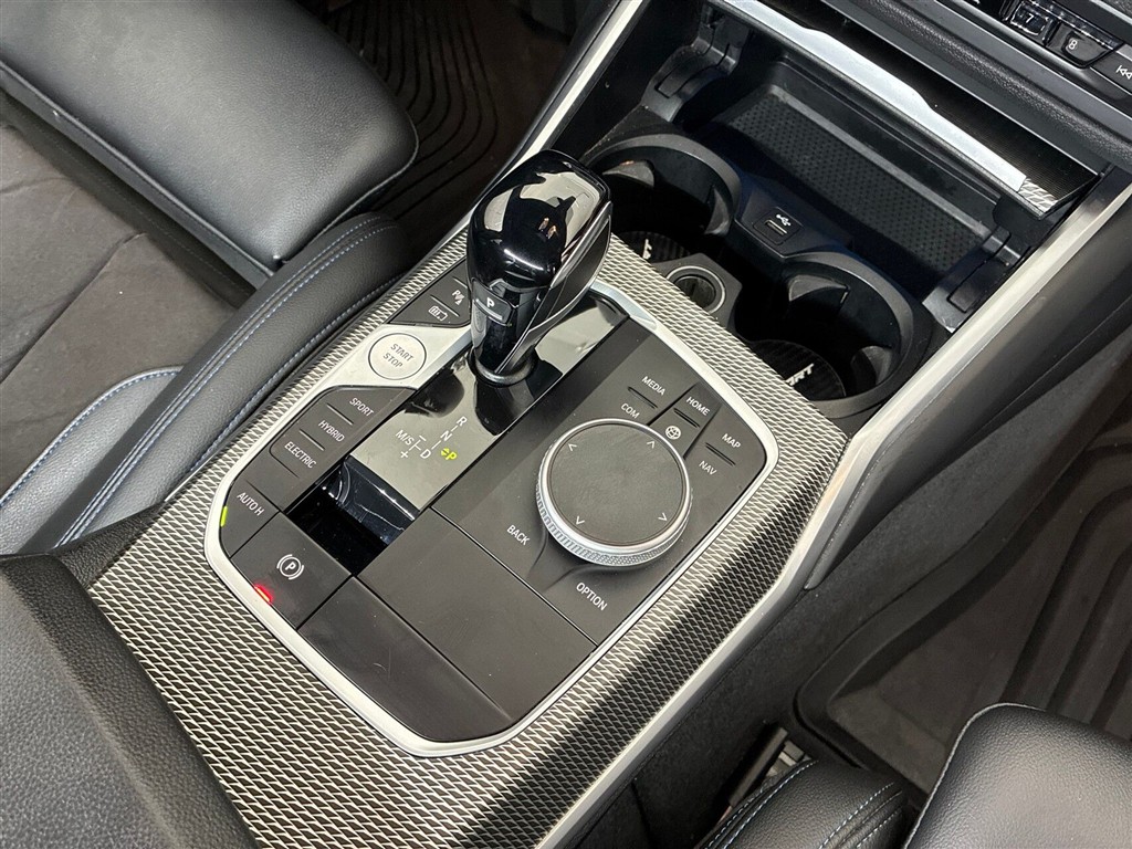BMW 330e Touring 2,0 Plugin-hybrid M-Sport Steptronic 292HK Stc 8g Aut. - Image 17