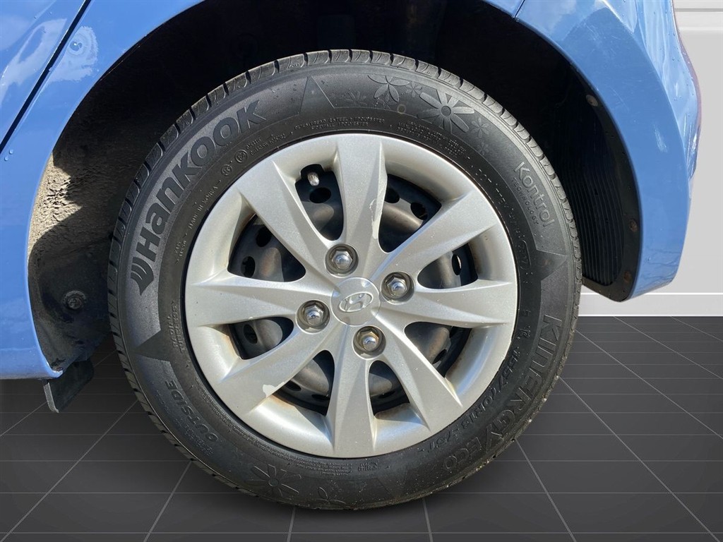 Hyundai i10 1,0 Touch 66HK 5d - Image 6
