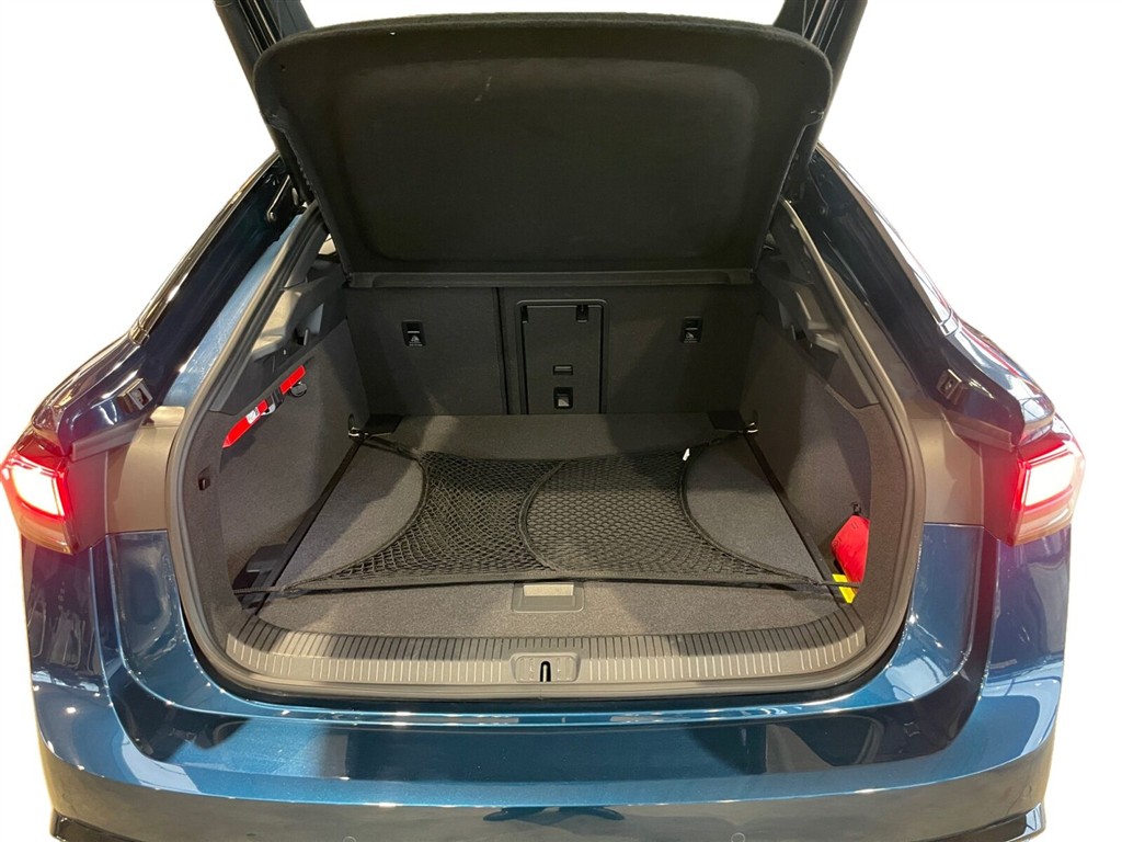 VW ID.7 EL Style+ 286HK 5d Aut. - Image 16