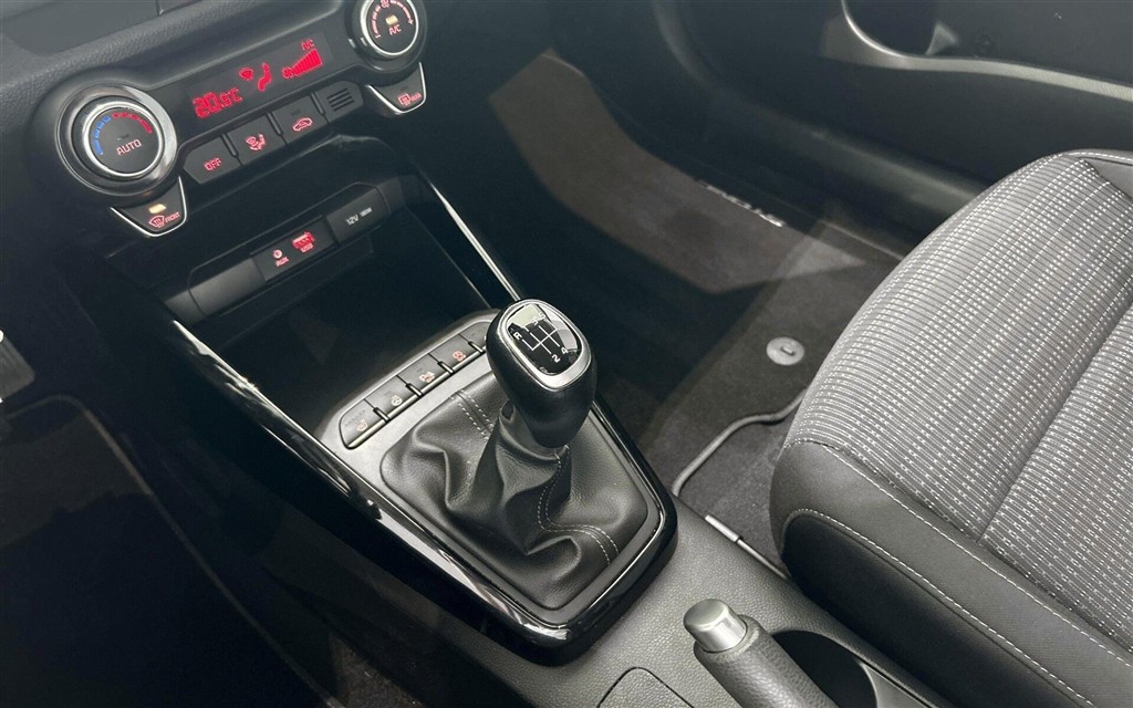 Kia Stonic 1,0 T-GDI Vision 100HK 5d - Image 14