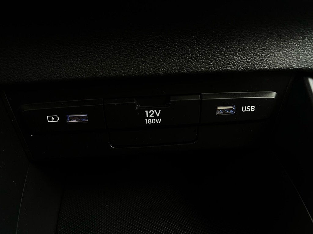 Hyundai i20 1,2 MPI Essential 84HK 5d - Image 11