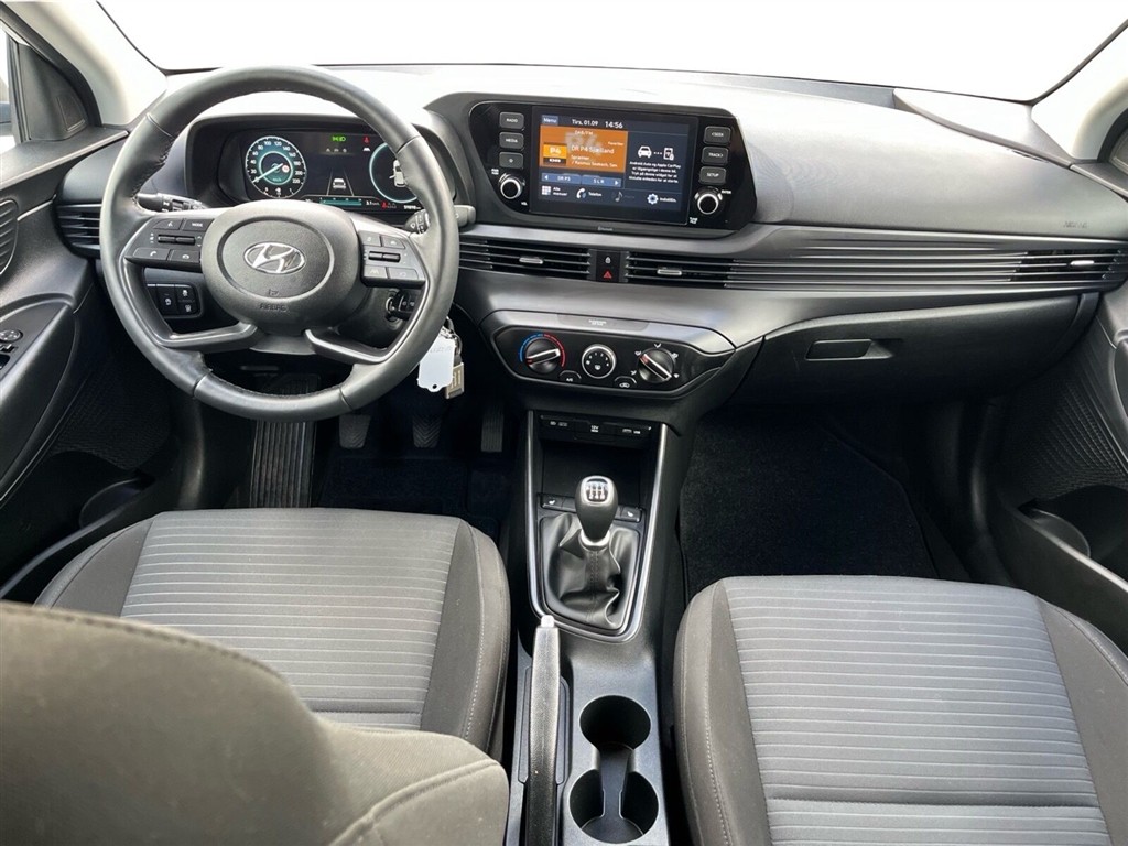 Hyundai i20 1,2 MPI Essential 84HK 5d - Image 5
