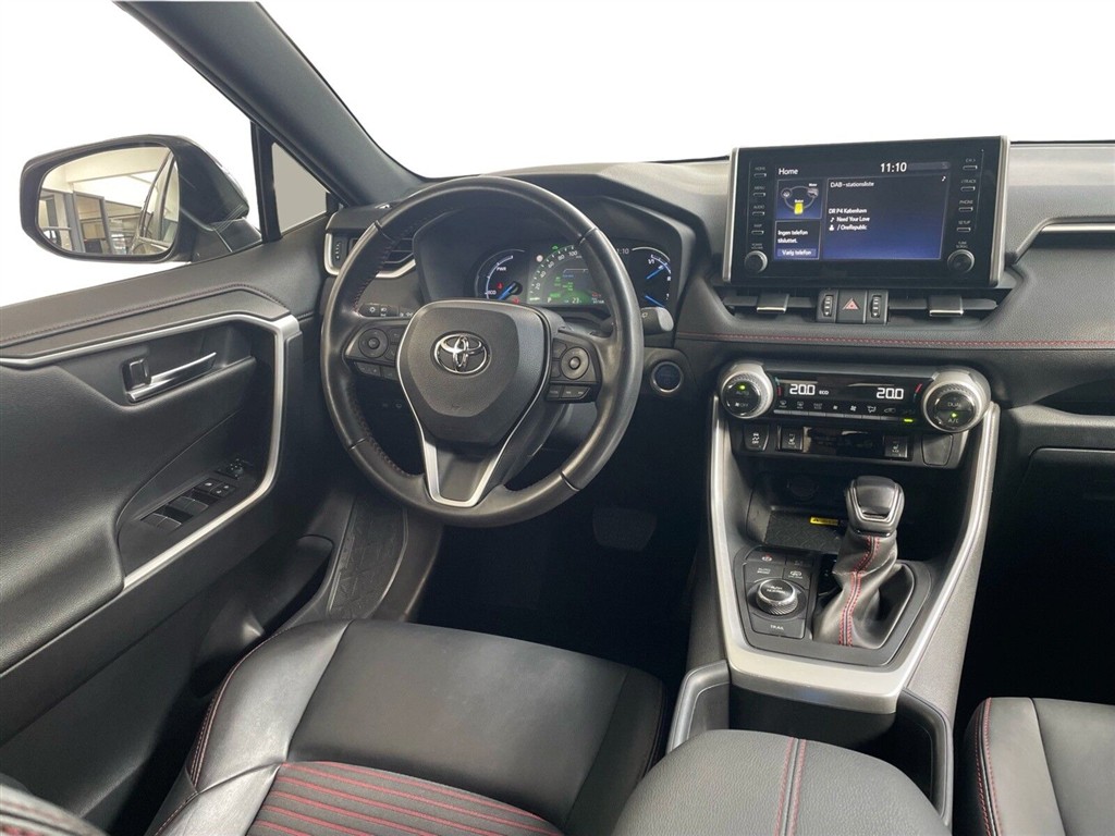 Toyota RAV4 Plug-in 2,5 Plugin-hybrid Active Comfort AWD 306HK 5d 6g Aut. - Image 6