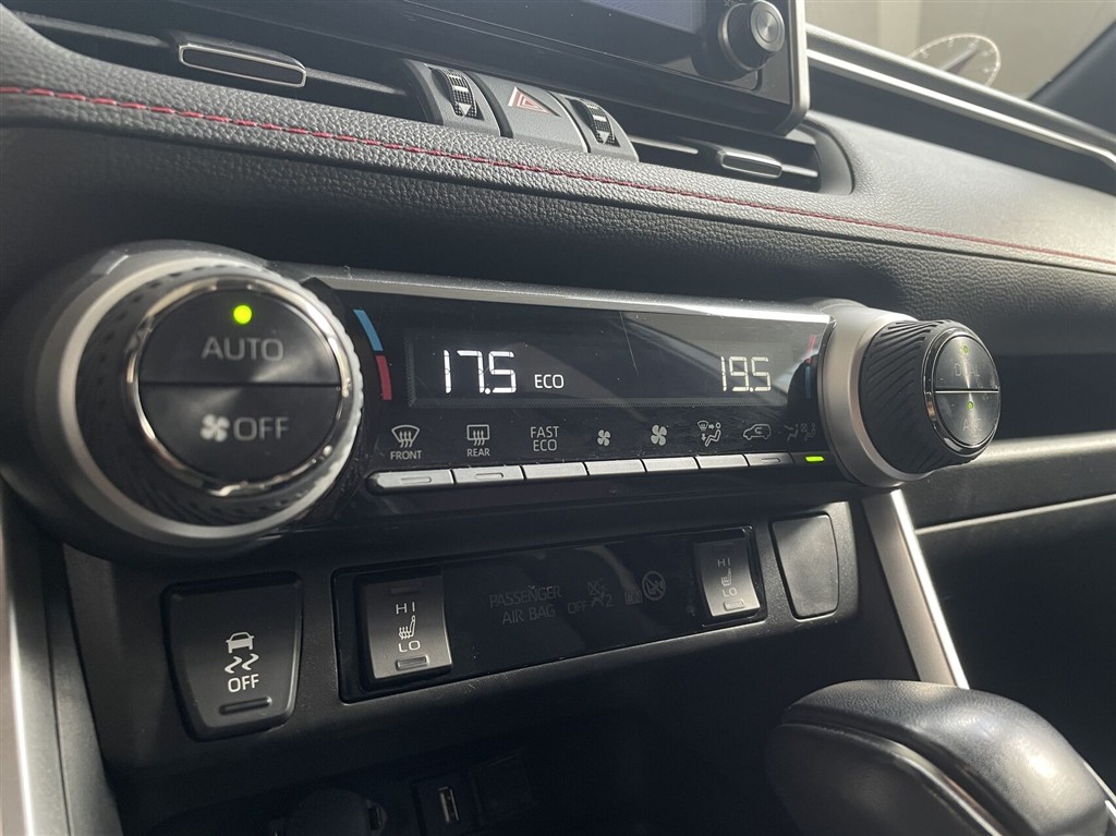 Toyota RAV4 Plug-in 2,5 Plugin-hybrid Active Comfort AWD 306HK 5d 6g Aut. - Image 16