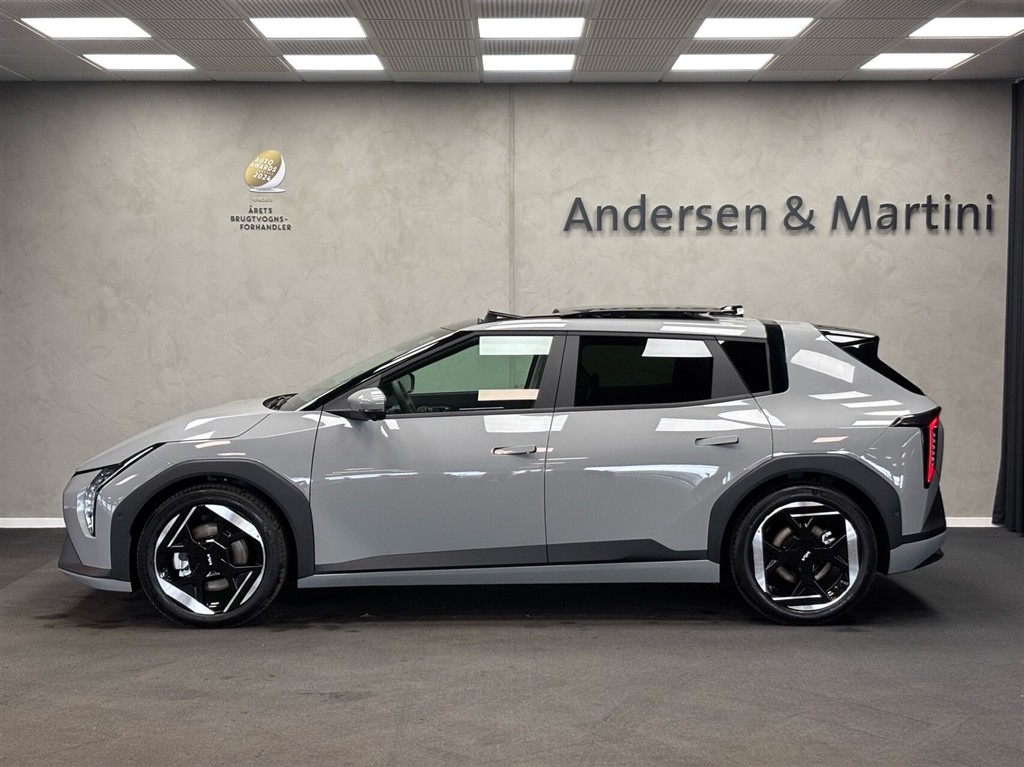 Kia EV4 EL Long Range Upgrade 204HK 5d Aut. - Image 2