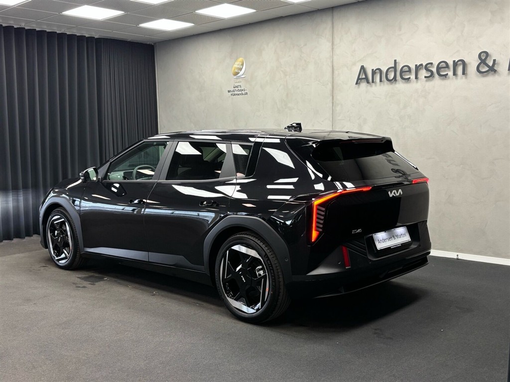 Kia EV4 EL Long Range Upgrade 204HK 5d Aut. - Image 3