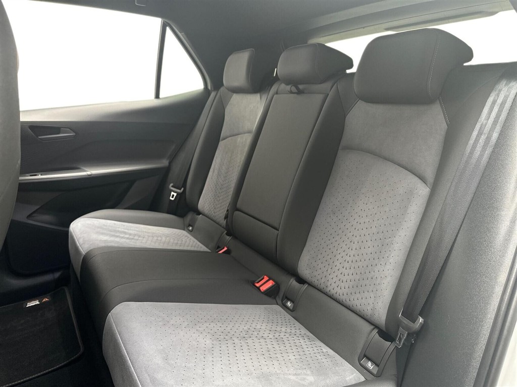 Cupra Born EL Dinamica Pack High 204HK 5d Aut. - Image 13