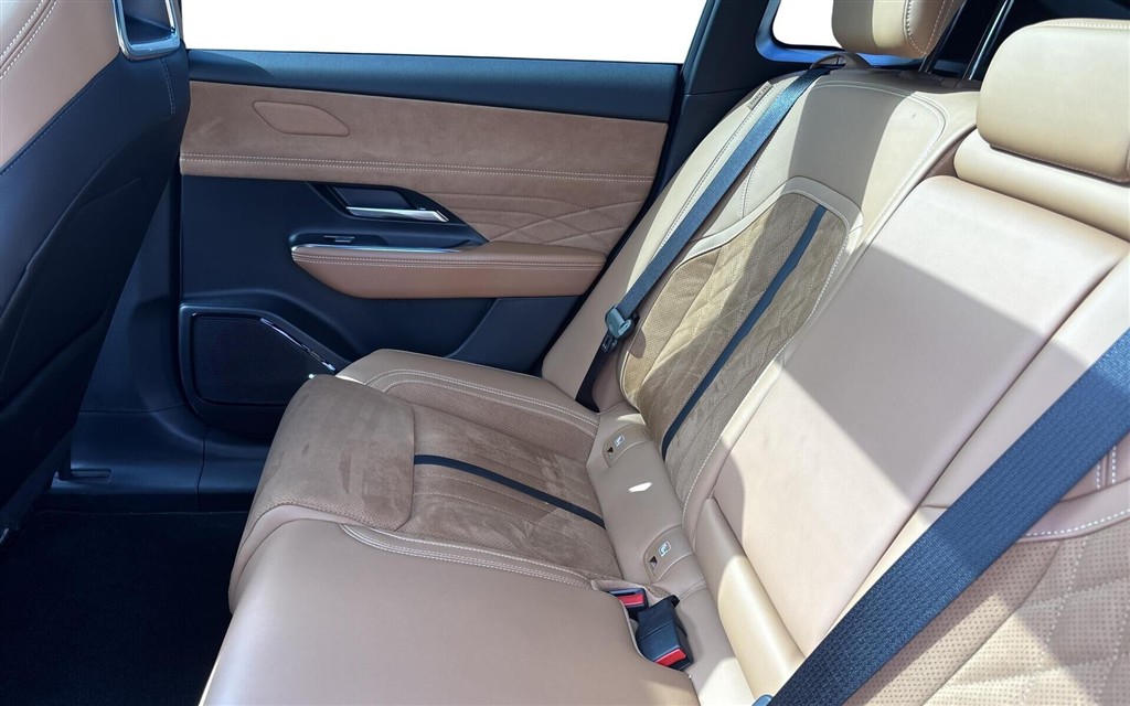 Mazda 6e EL Takumi Plus 258HK 5d Aut. - Image 10