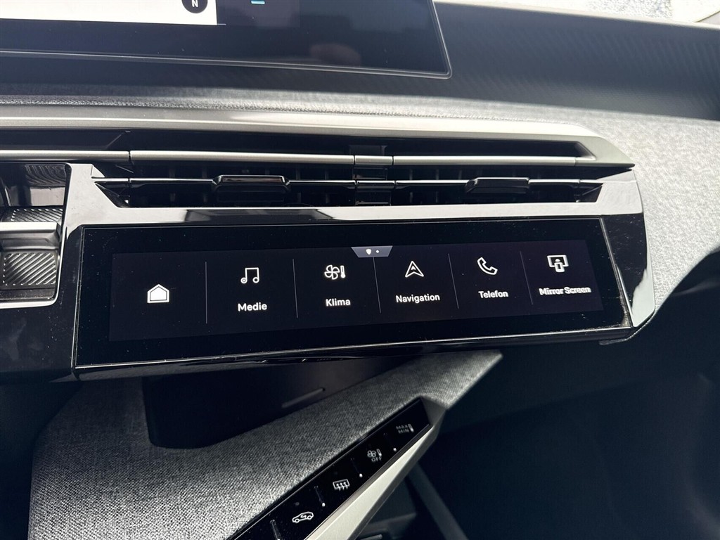 Peugeot e-3008 EL Allure 210HK 5d Aut. - Image 12