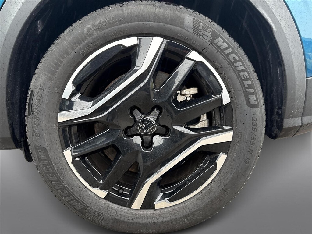 Peugeot e-3008 EL Allure 210HK 5d Aut. - Image 15
