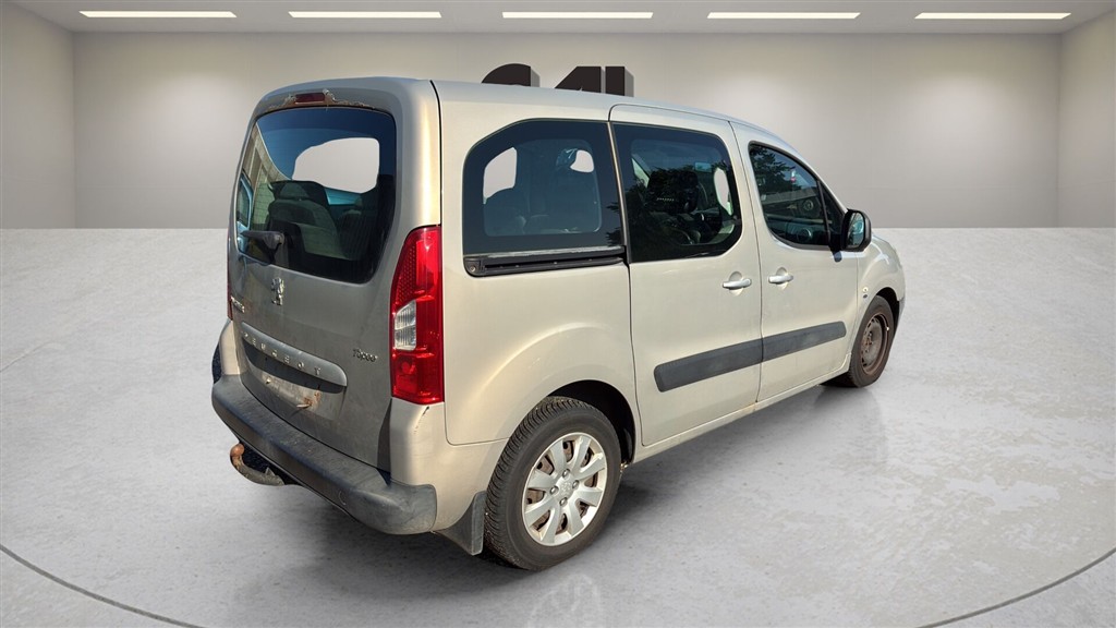 Peugeot Partner 7 Sæder 1,6 HDI Comfort Plus 90HK - Image 6