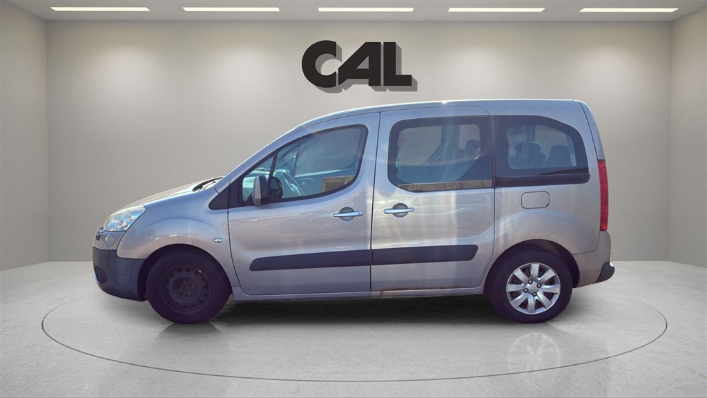 Peugeot Partner 7 Sæder 1,6 HDI Comfort Plus 90HK - Image 2