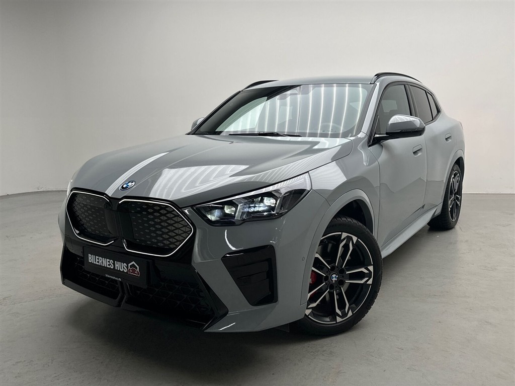 BMW iX2 xDrive30 EL M-Sport 313HK 5d Aut. - Image 18