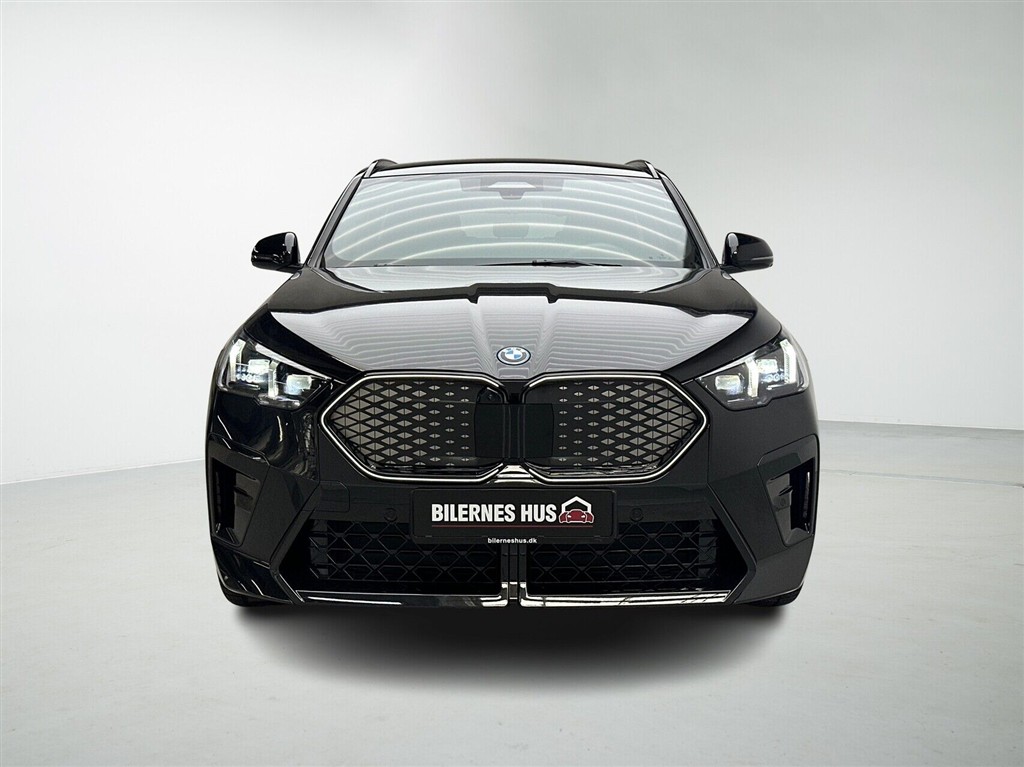 BMW iX2 xDrive30 EL M-Sport 313HK 5d Aut. - Image 7