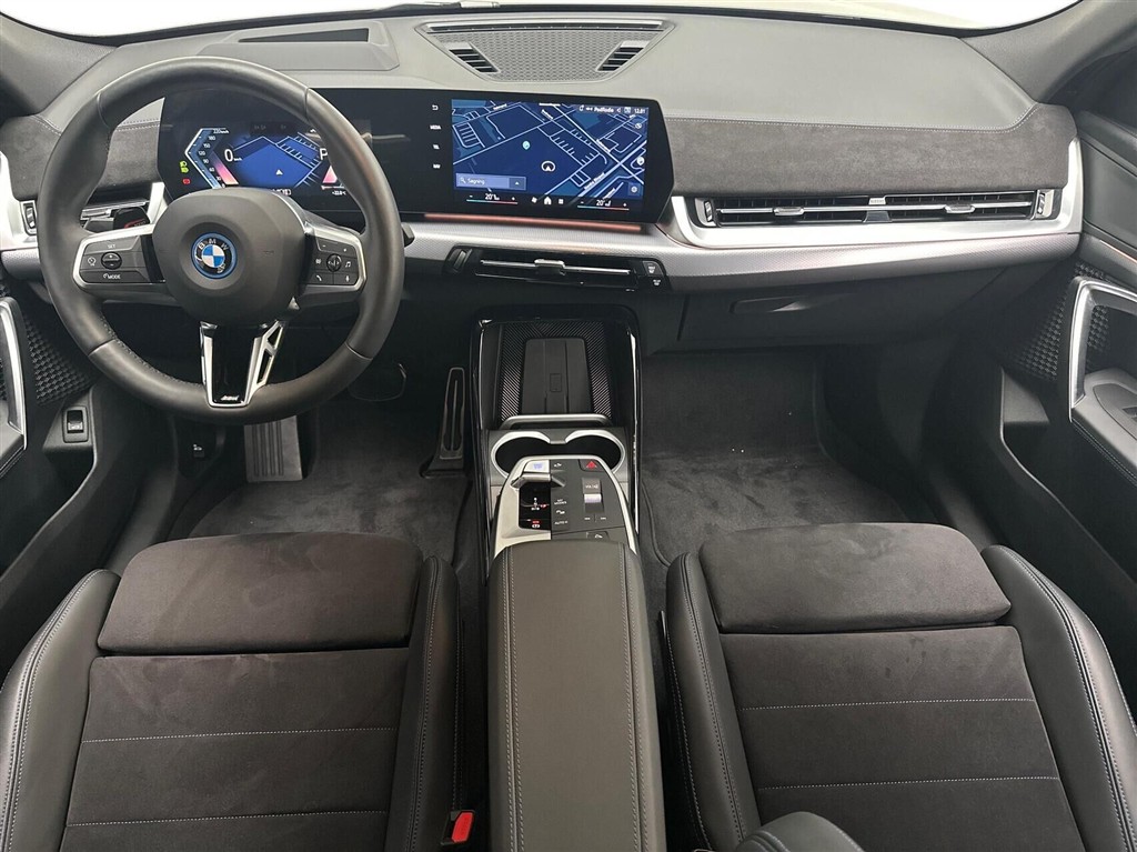 BMW iX2 xDrive30 EL M-Sport 313HK 5d Aut. - Image 5