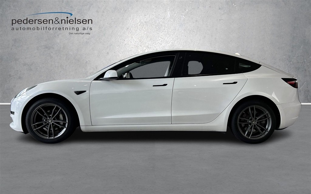 Tesla Model 3 EL Standard Range Plus 325HK Aut. - Image 2