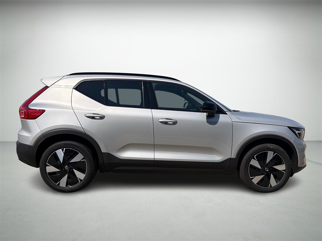 Volvo XC40 Recharge Twin Ultimate AWD 408HK 5d Aut. - Image 5