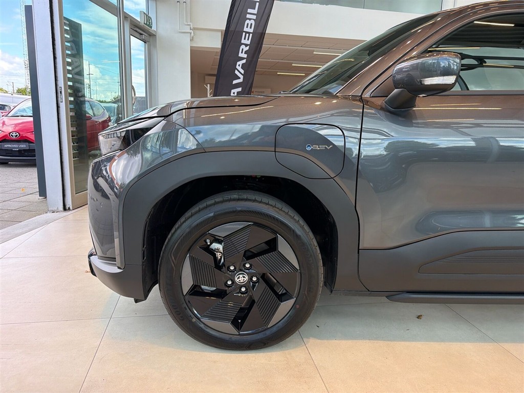 Toyota Urban Cruiser 128 kW (174 hk) aut. gear Active - Image 12