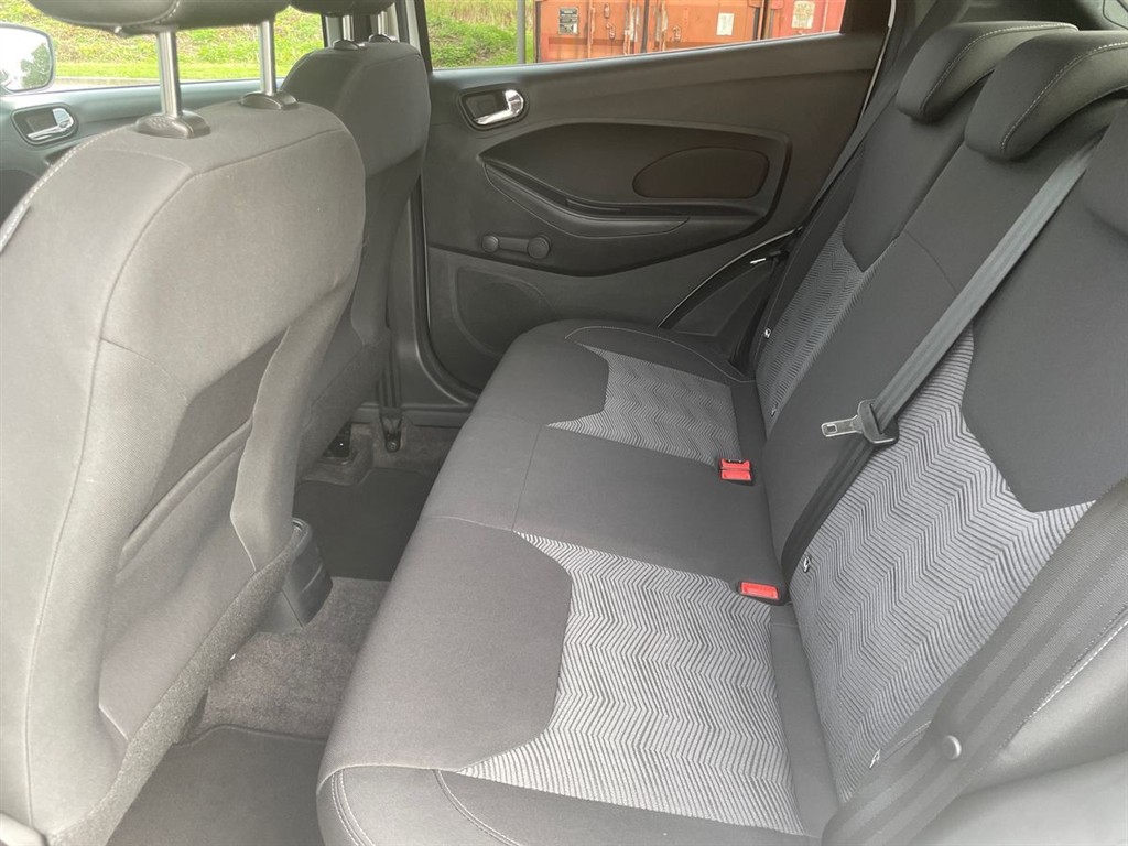 Ford Ka+ 1,2 Ti-VCT Ultimate 85HK 5d - Image 17