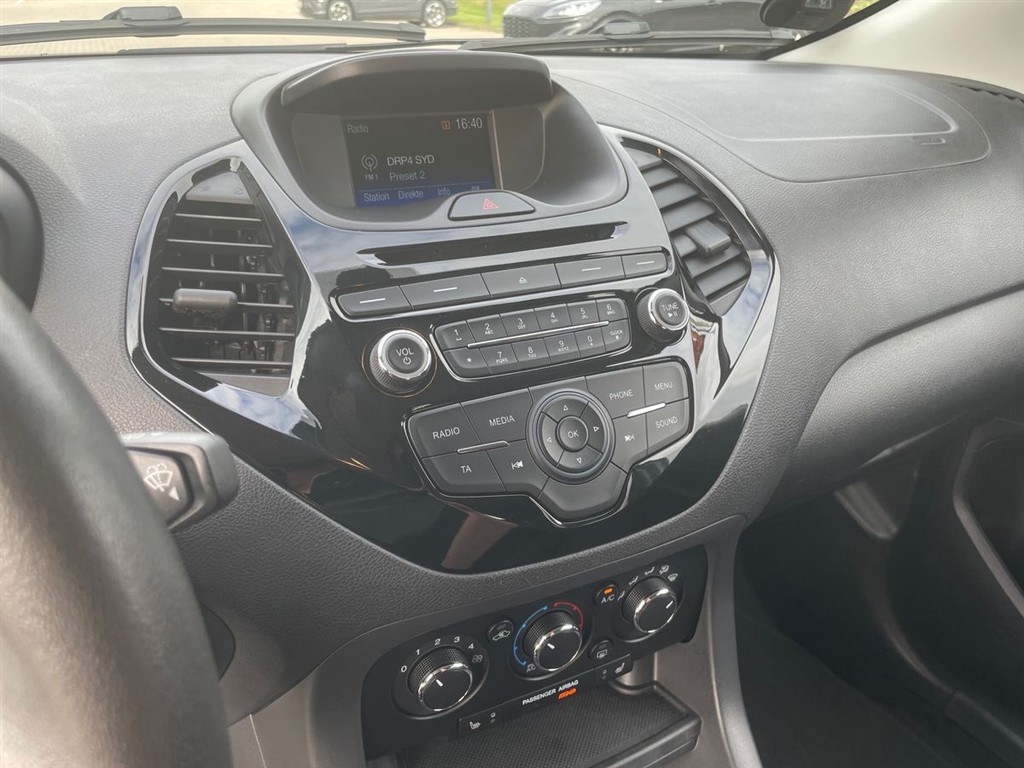 Ford Ka+ 1,2 Ti-VCT Ultimate 85HK 5d - Image 21