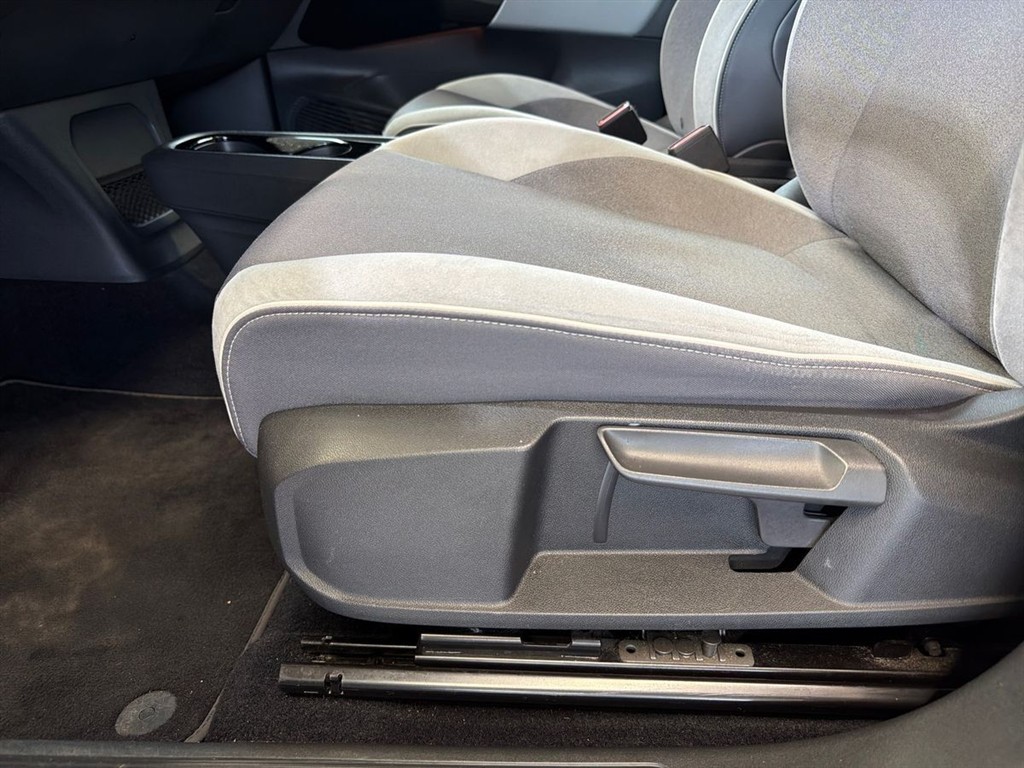VW ID.3 EL Pro Performance 204HK 5d Aut. - Image 19