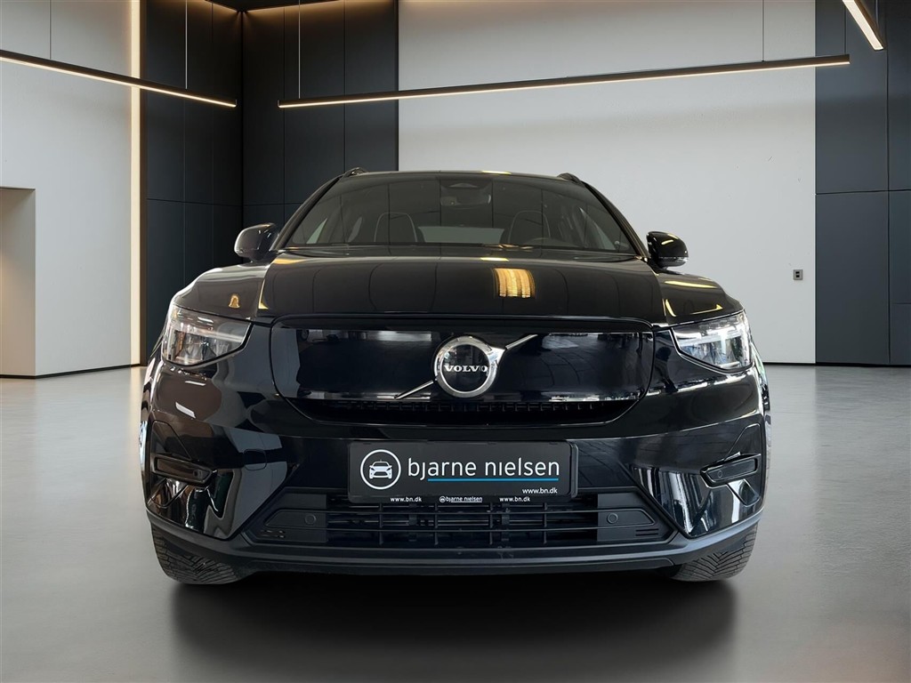 Volvo XC40 Recharge Extended Range Plus 252HK 5d Aut. - Image 2