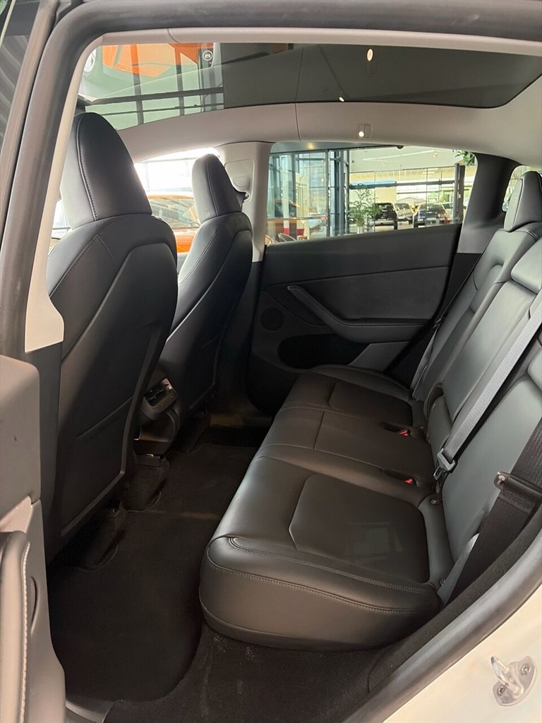 Tesla Model Y EL Performance AWD 534HK 5d Aut. - Image 9