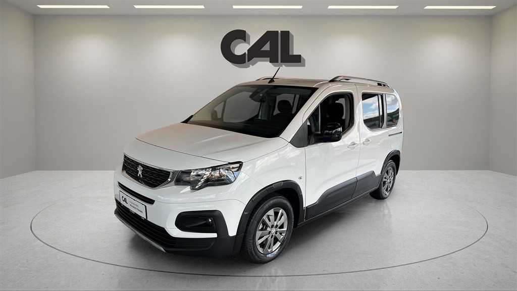 Peugeot e-Rifter L2 EL Allure Pack Family 136HK Aut. - Image 16