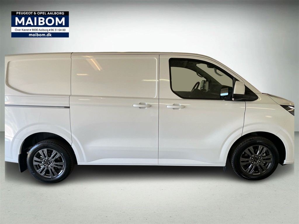 Ford E-Transit Custom 320 L1H1 EL Limited 218HK Van Aut. - Image 4