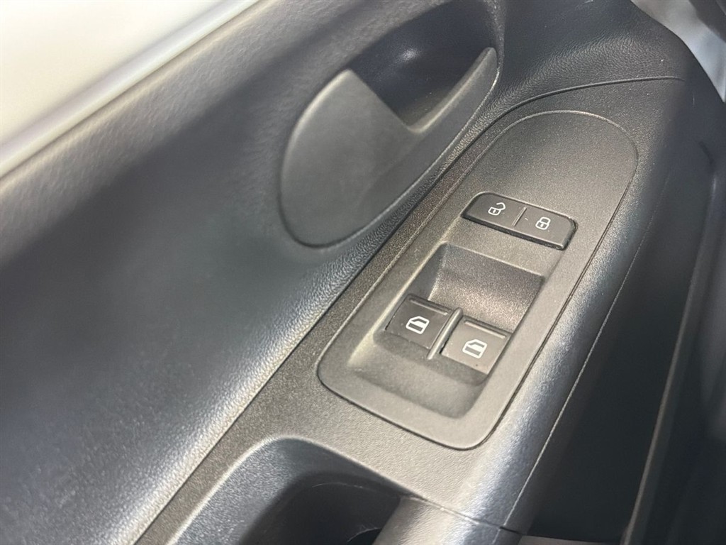 VW e-up EL 83HK 5d Aut. - Image 16