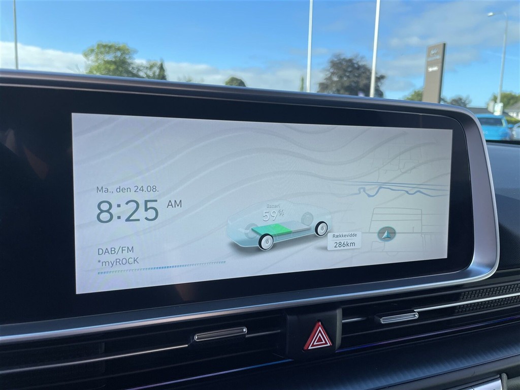 Hyundai Ioniq 6 Electric 77,4 kWh Advanced 229HK Aut. - Image 12