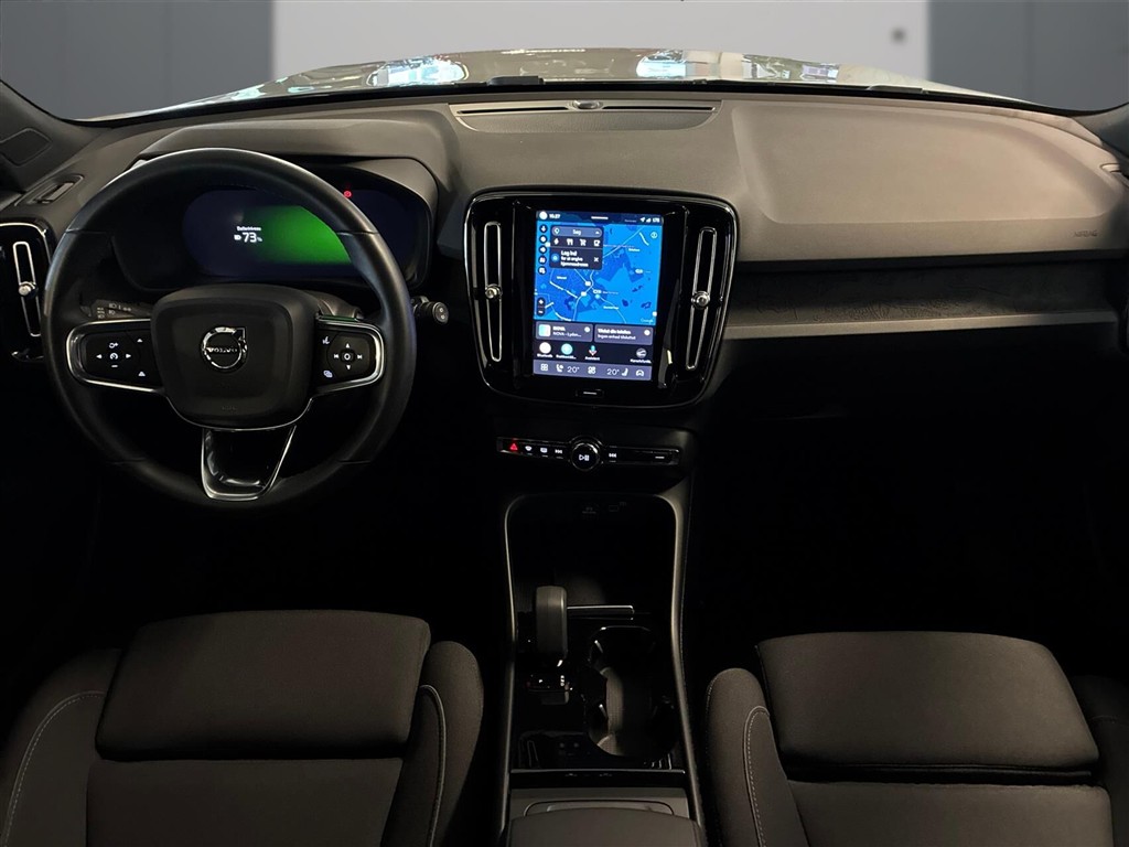 Volvo XC40 Recharge Extended Range Plus 252HK 5d Aut. - Image 9
