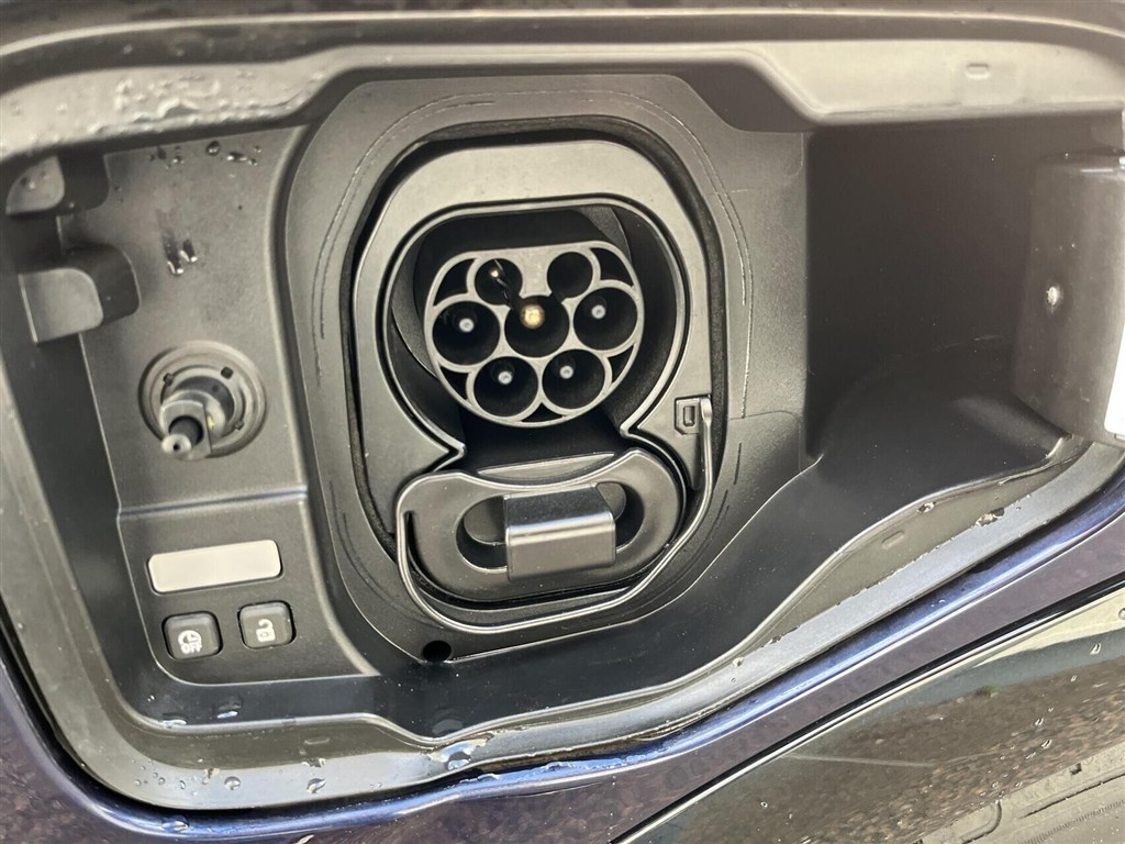 Renault Mégane E-TECH Techno 220HK 5d Aut. - Image 10