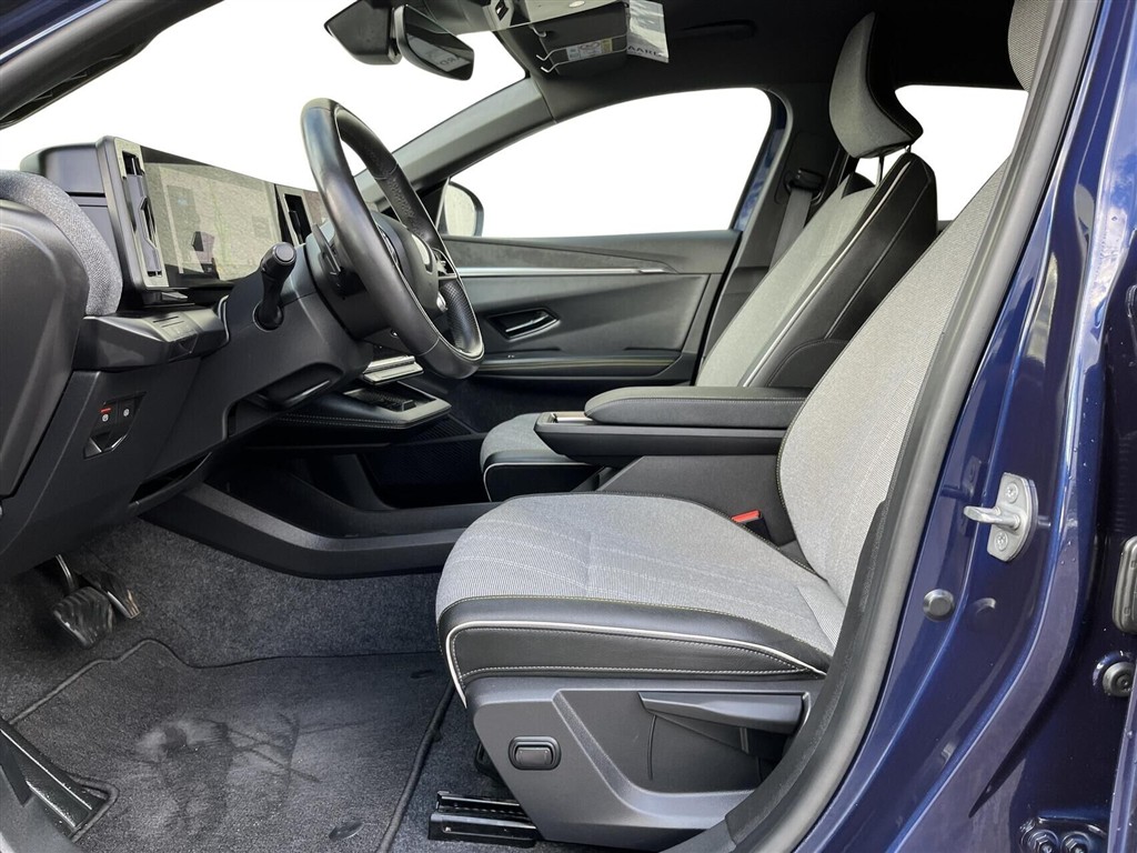 Renault Mégane E-TECH Techno 220HK 5d Aut. - Image 4