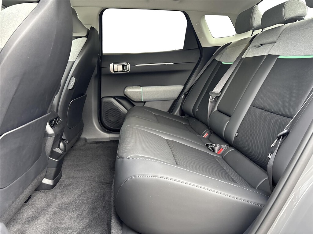 Kia EV4 Fastback Long Range Business Plus 204HK Aut. - Image 5