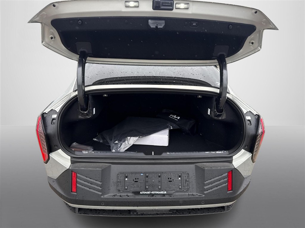 Kia EV4 Fastback Long Range Business Plus 204HK Aut. - Image 17