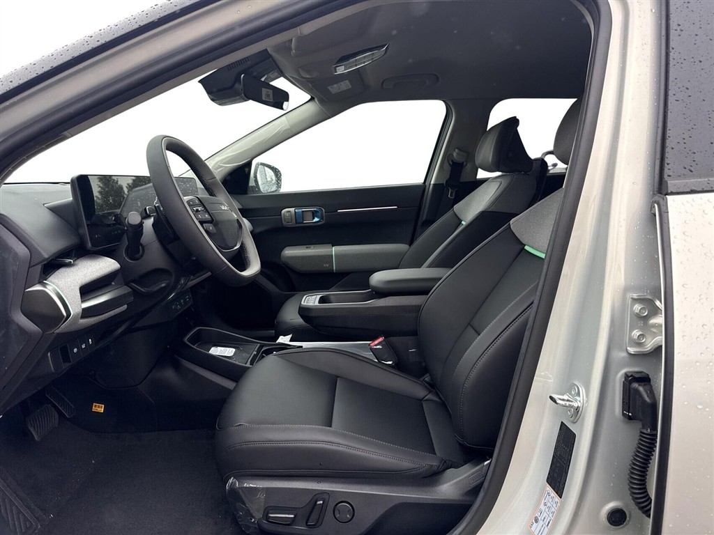 Kia EV4 Fastback Long Range Business Plus 204HK Aut. - Image 4