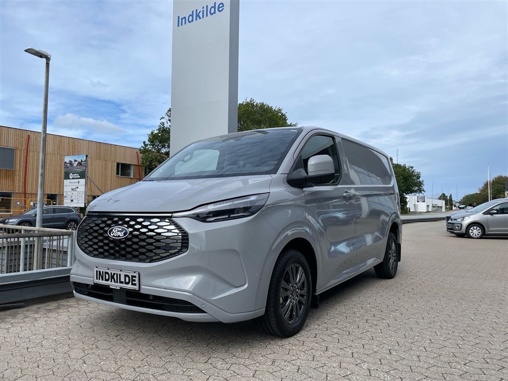 Ford E-Transit Custom 320 L1H1 EL Limited 218HK Van Aut.