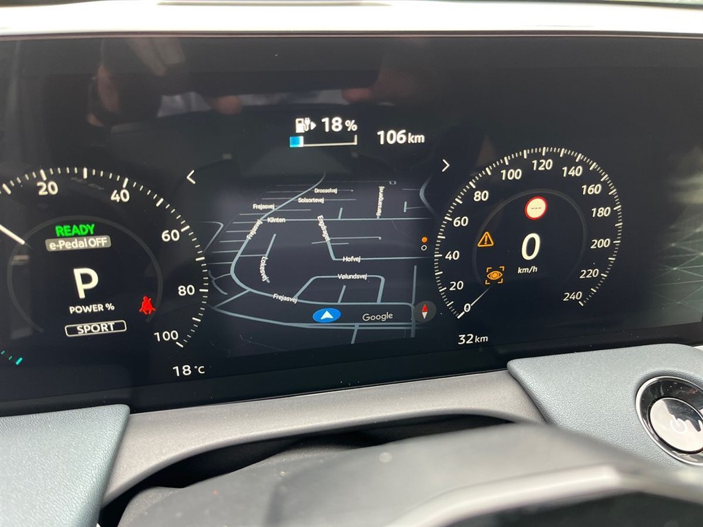 Nissan Leaf 75 kWh Advance 217HK 5d Aut. - Image 22
